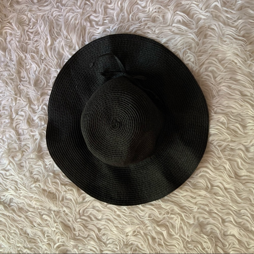 Black Woven Sun Floppy Hat